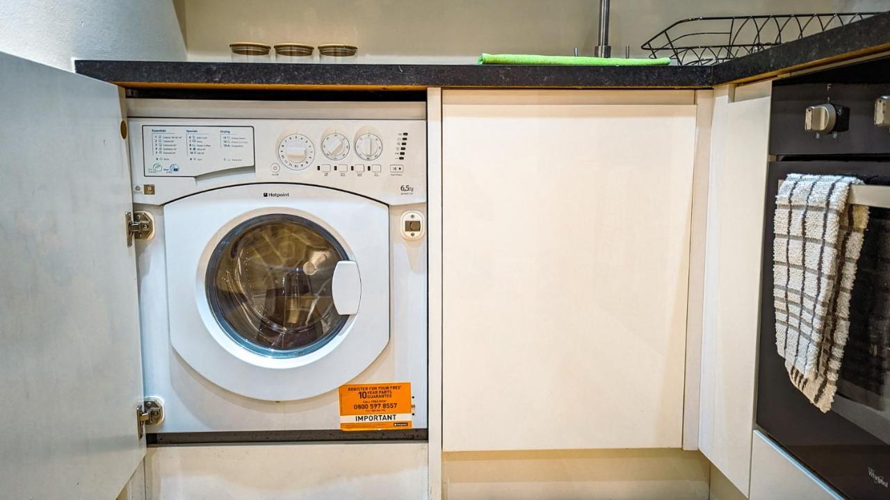 Spacious In Trendy Hackney