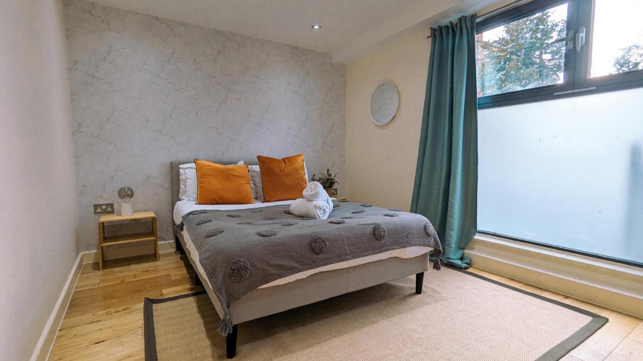 Spacious In Trendy Hackney *